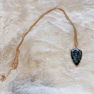 Rocksbox Ava Rose Camden Necklace Lavrakite/Rose